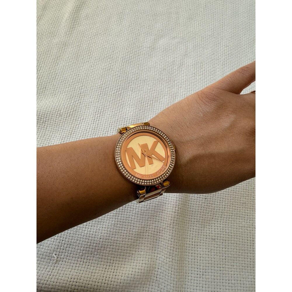 Michael Kors Rose Gold Parker "Logo Glitz" Watch - Picture 2 of 7